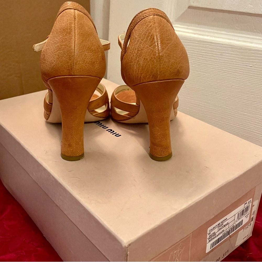 Miu Miu T-Strap, Open Toe, Naturale Leather Shoes - Sz 7.5 - Picture 6 of 11
